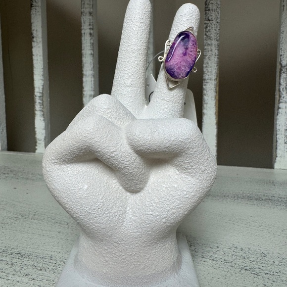 Tibetan Polished Purple Druzy & Sterling Silver Ring - Picture 2 of 4